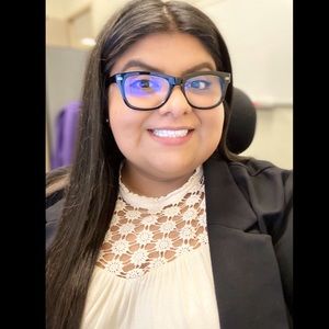 Meet your Posher, Myra